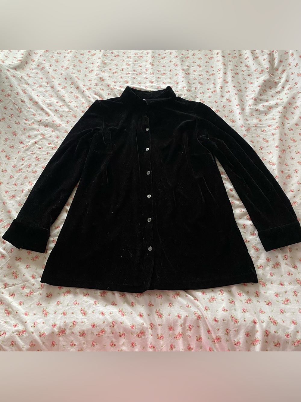 Vintage Croft & Barrow Black Velvet Velour Button Down Collared Long Sleeve Blou